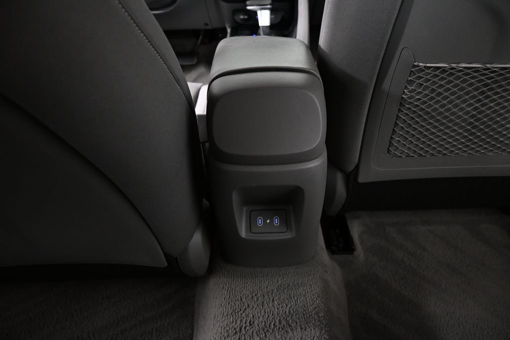Used 2024 Gray Hyundai SEL image 17