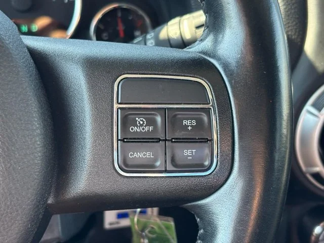 Used 2012 White Jeep Rubicon image 18