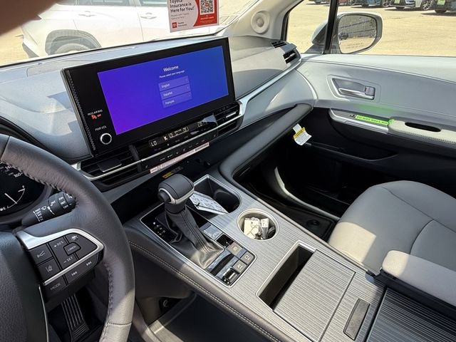 New 2026 Wind Chill Pearl <sup>1</sup> Toyota  XLE image 16