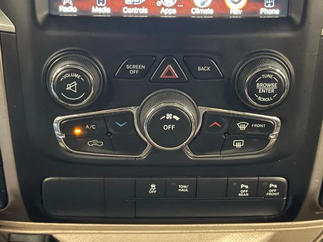 Used 2016 Silver Ram Big Horn image 30
