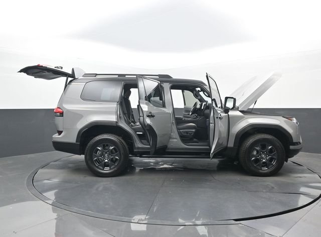 Used 2024 Incognito/Black Lexus 550 Overtrail+ image 34