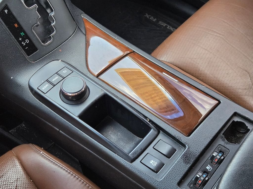 Used 2013 White Lexus 350 image 30