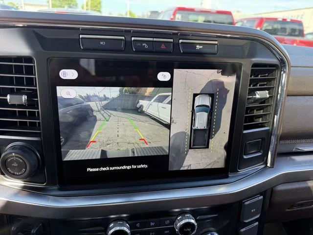 Used 2023 White Ford King Ranch image 22