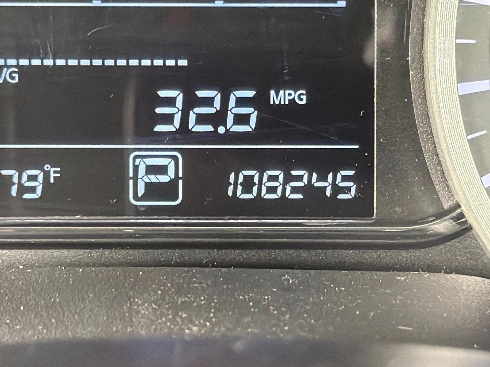 Used 2014 Black Nissan SR image 27