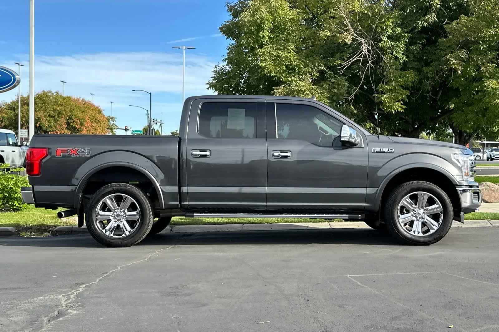 Certified Used 2019 Magnetic Metallic Ford LARIAT image 8