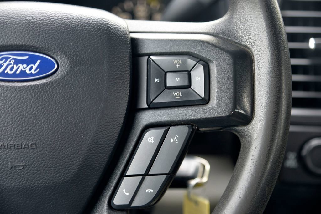 Used 2020 White Ford XL image 23