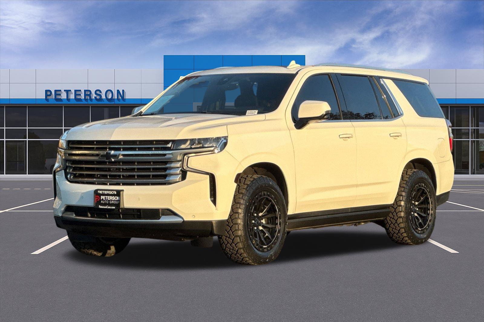 Used 2021 White Chevrolet High Country image 8