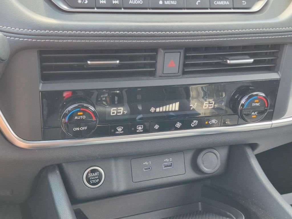 Certified Used 2023 Gun Metallic Nissan SV image 17