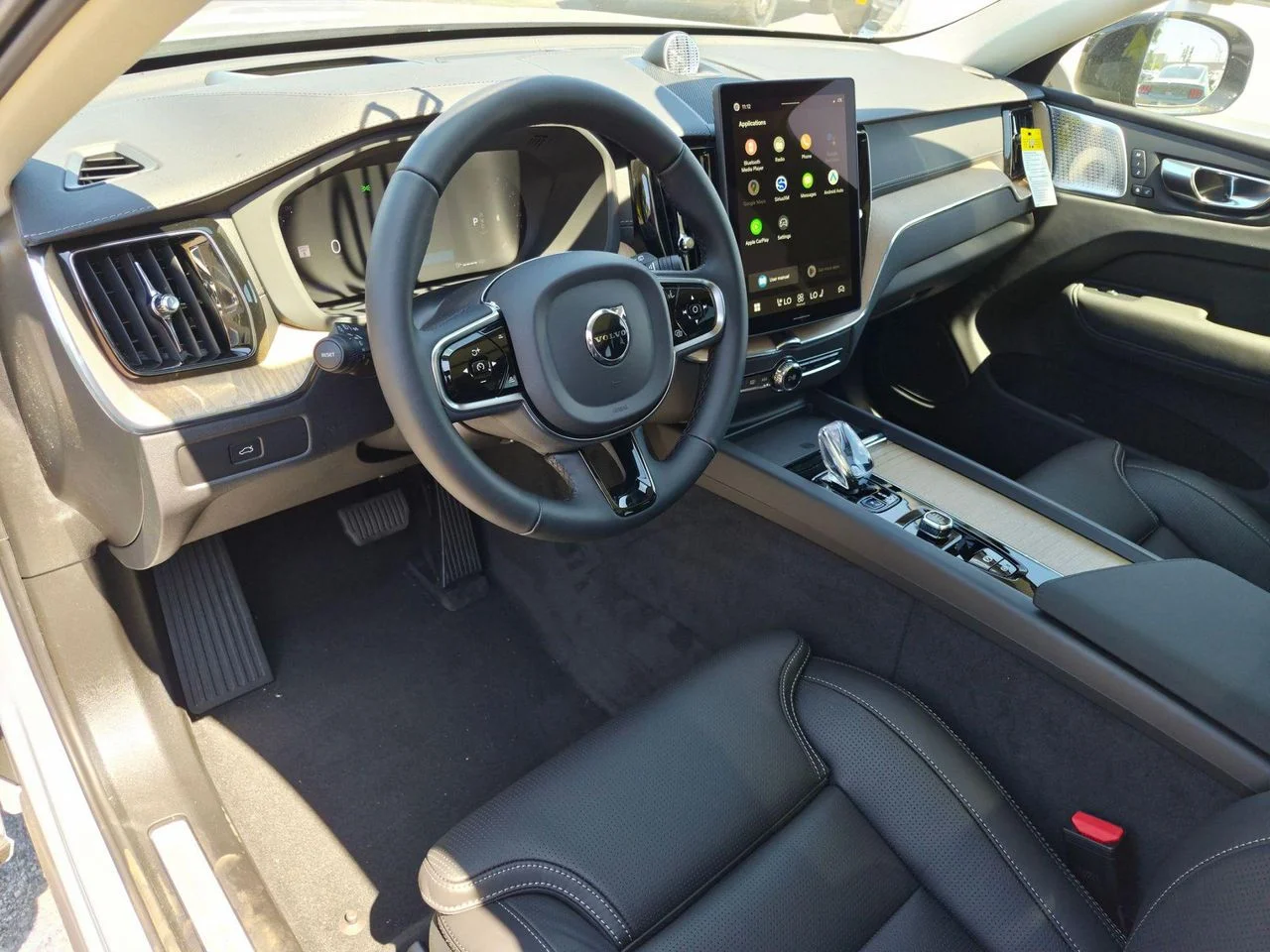New 2026 Vapour Grey Volvo Ultra image 7