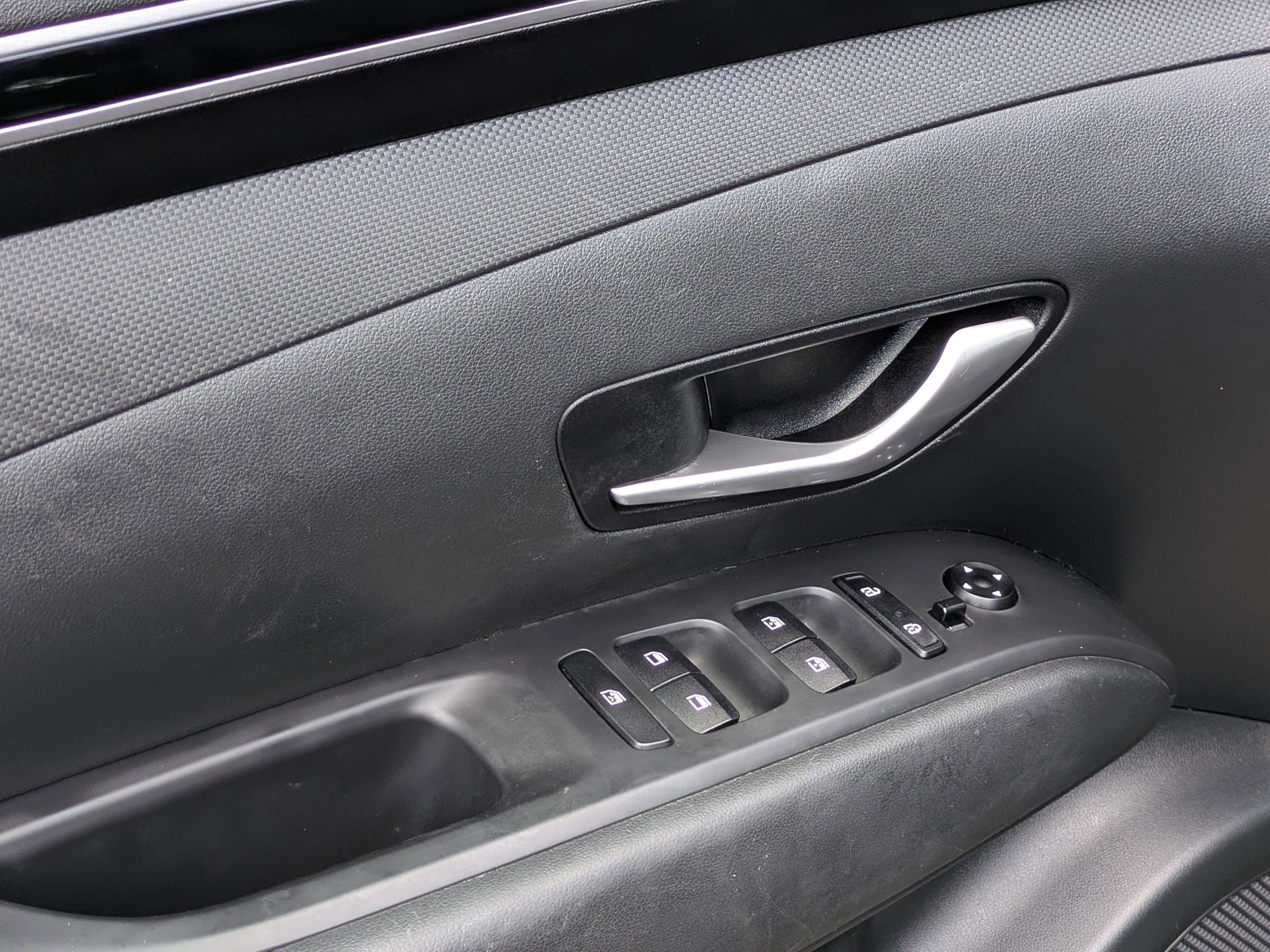 Used 2023 Phantom Black Hyundai SEL image 12