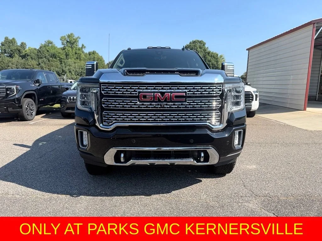 Used 2020 ONYX BLACK GMC Denali image 9