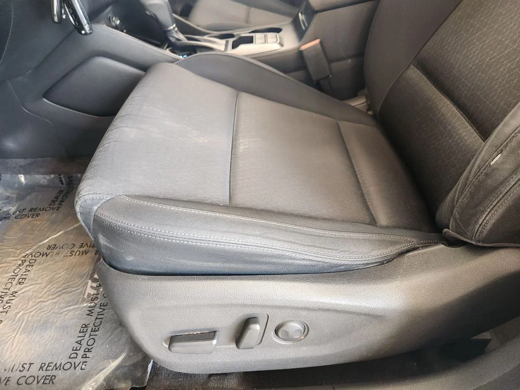 Used 2016 Ash Black Hyundai SE image 25