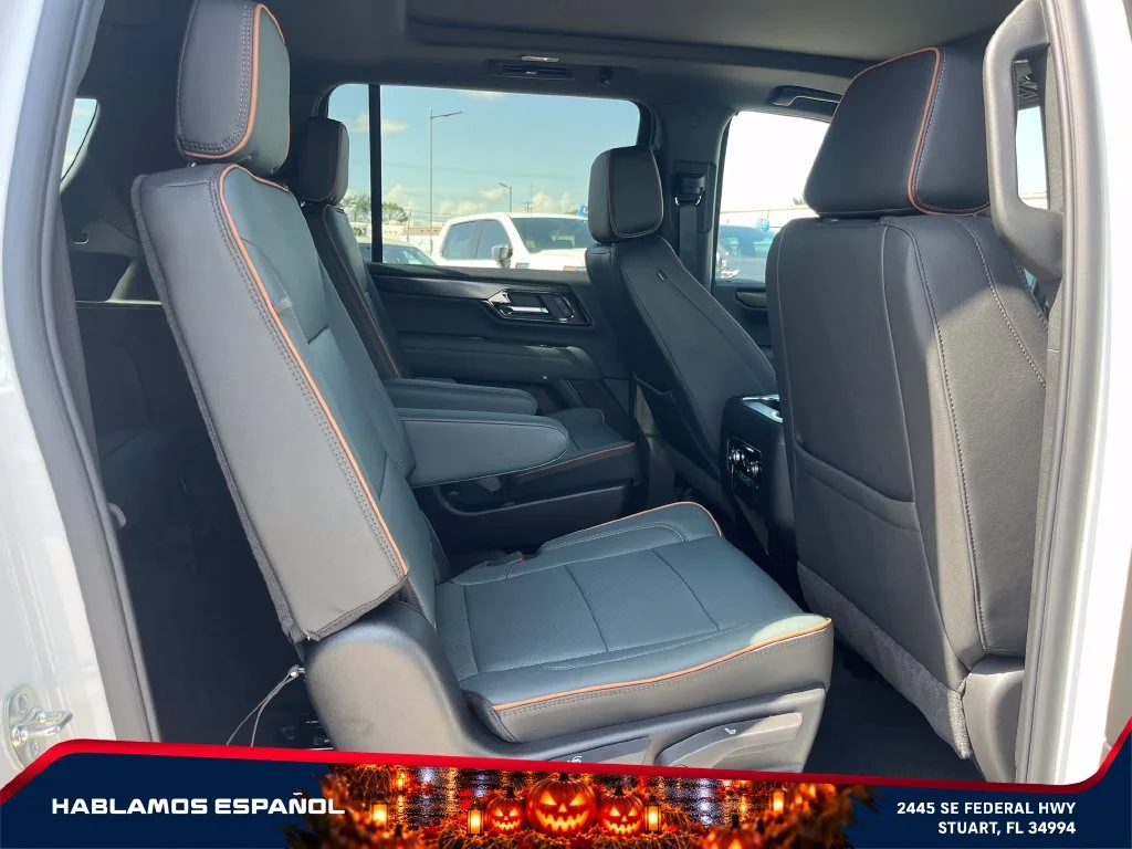 New 2026 Summit White GMC AT4 image 18