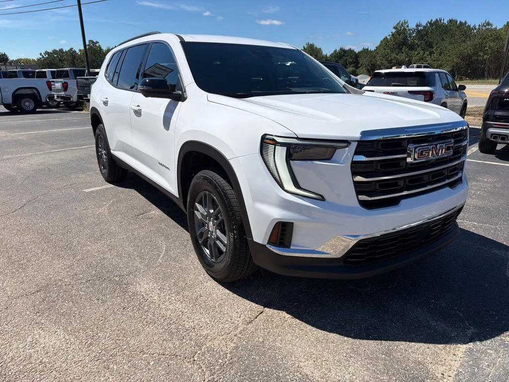 New 2027 Summit White GMC Elevation image 2