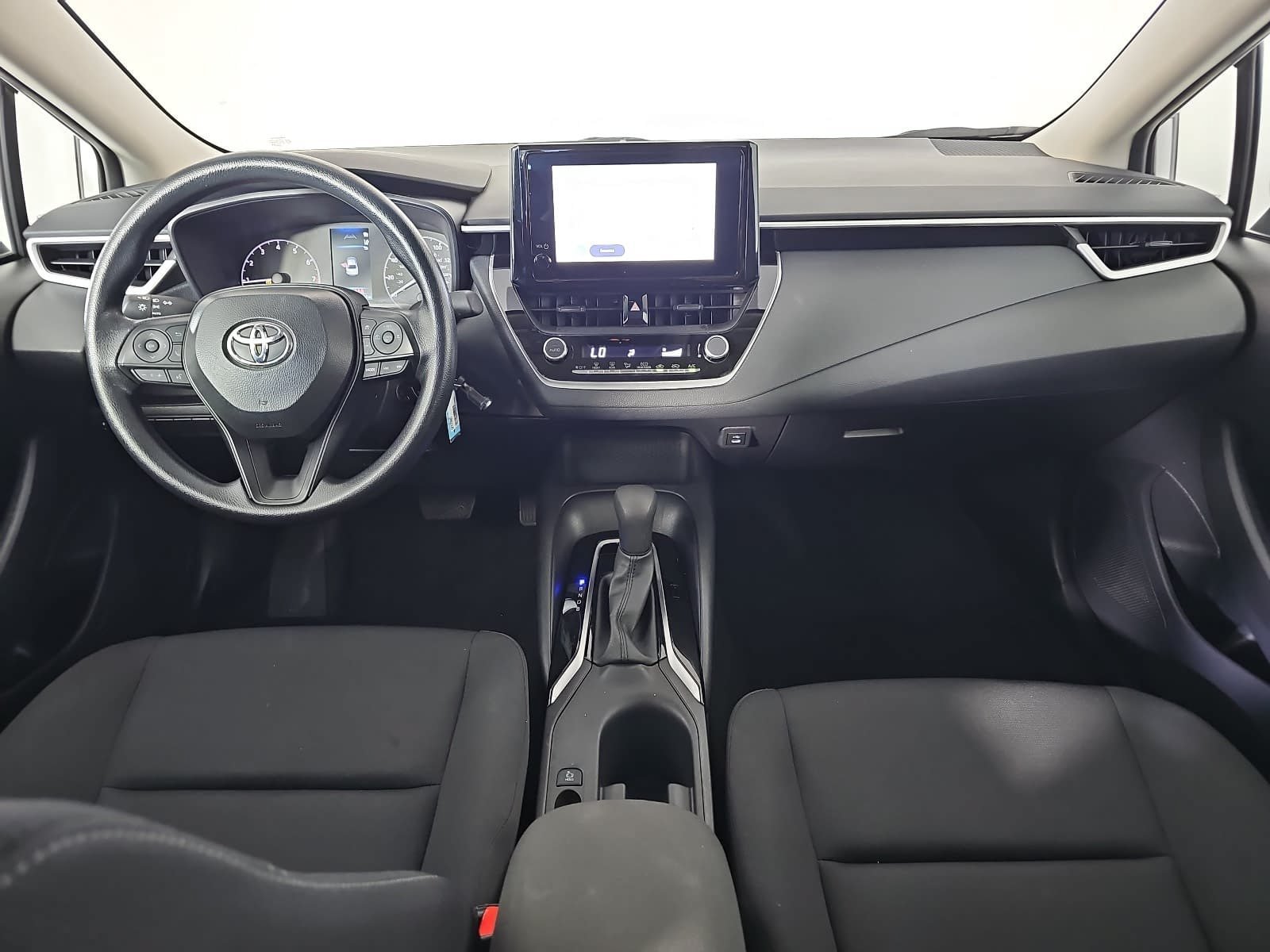 Used 2025 White Toyota LE image 11