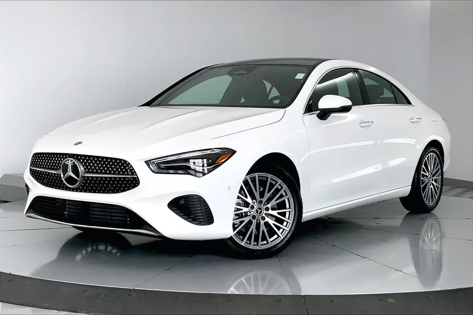 2025 Mercedes-Benz CLA CLA 250 4MATIC's photo