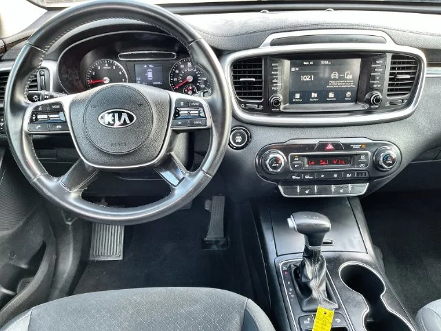 Used 2020 Black Kia S image 13