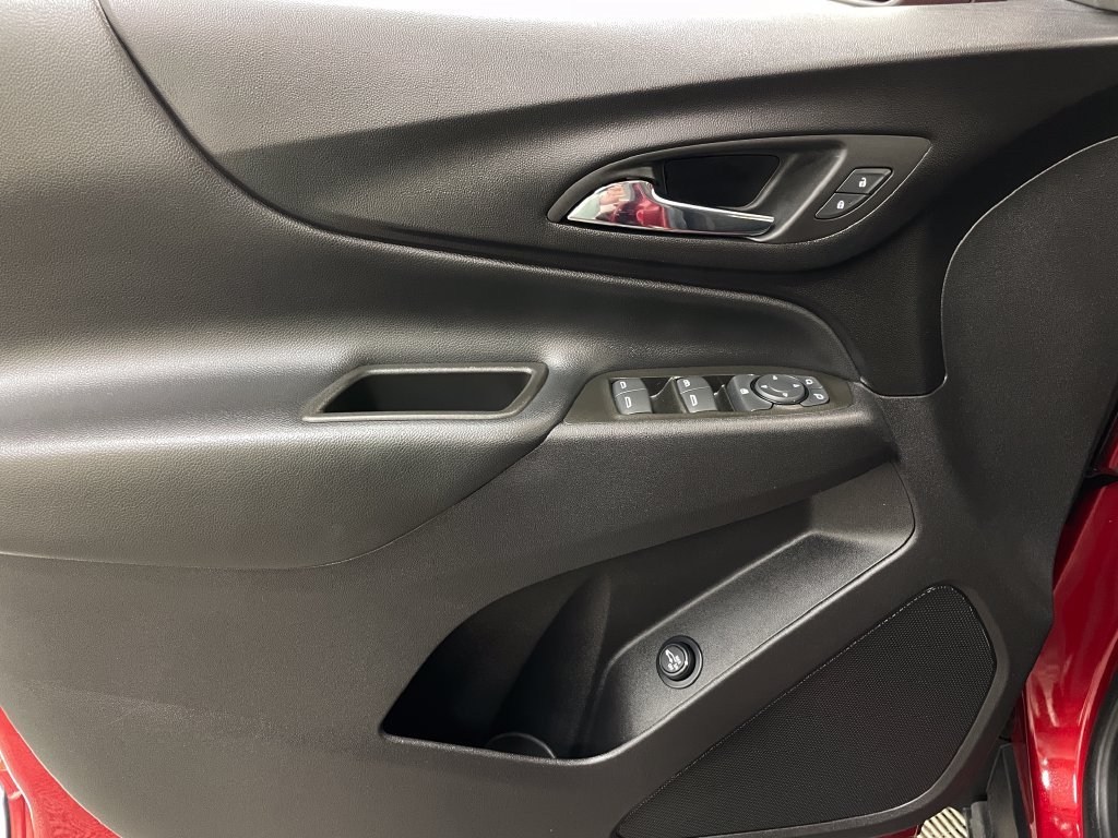 2023 Chevrolet Equinox LT - Photo 24