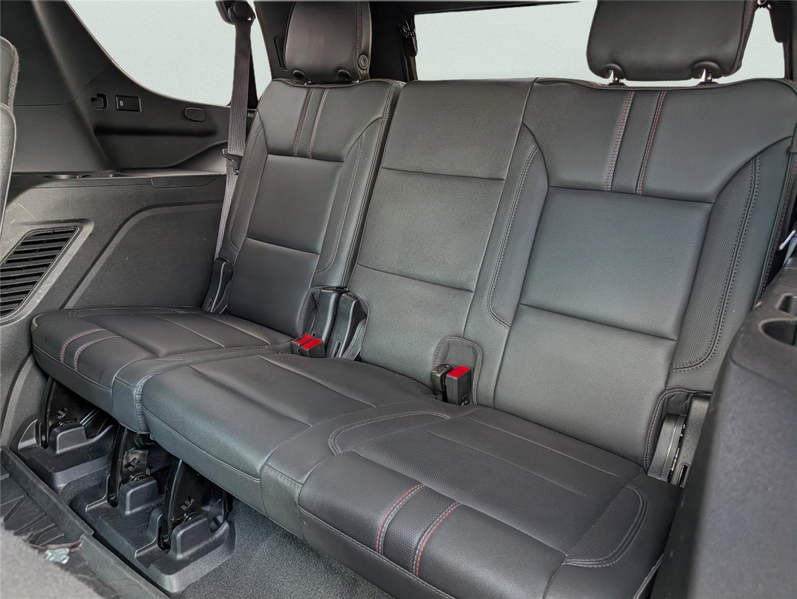 Used 2022 Dark Ash Metallic Chevrolet RST image 31