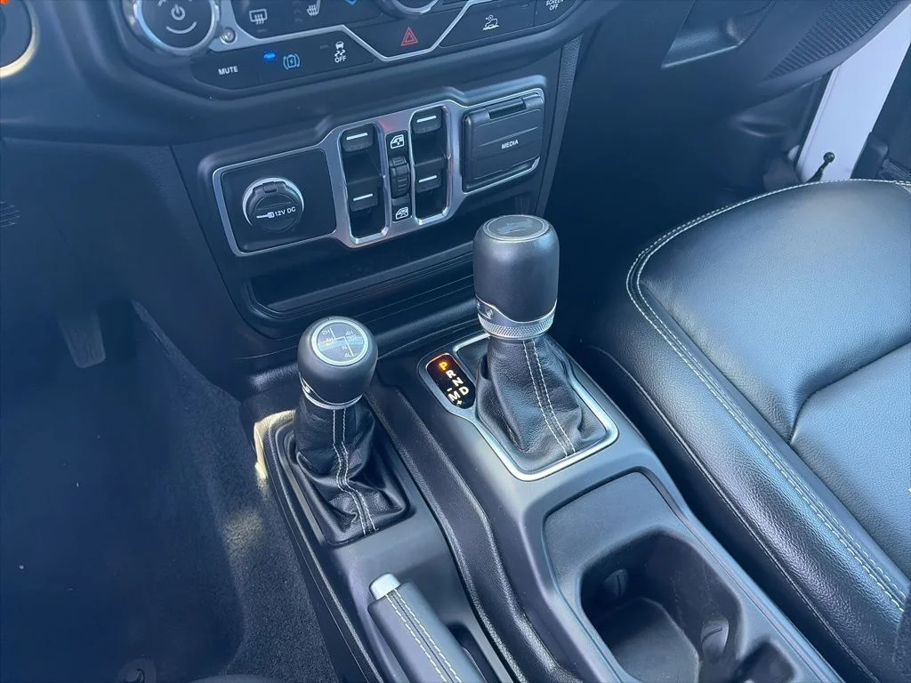 Used 2023 White Jeep Sahara 4xe image 12