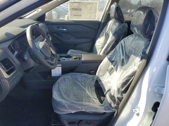 New 2026 Everest White Pearl TriCoat Nissan Rock Creek® image 10