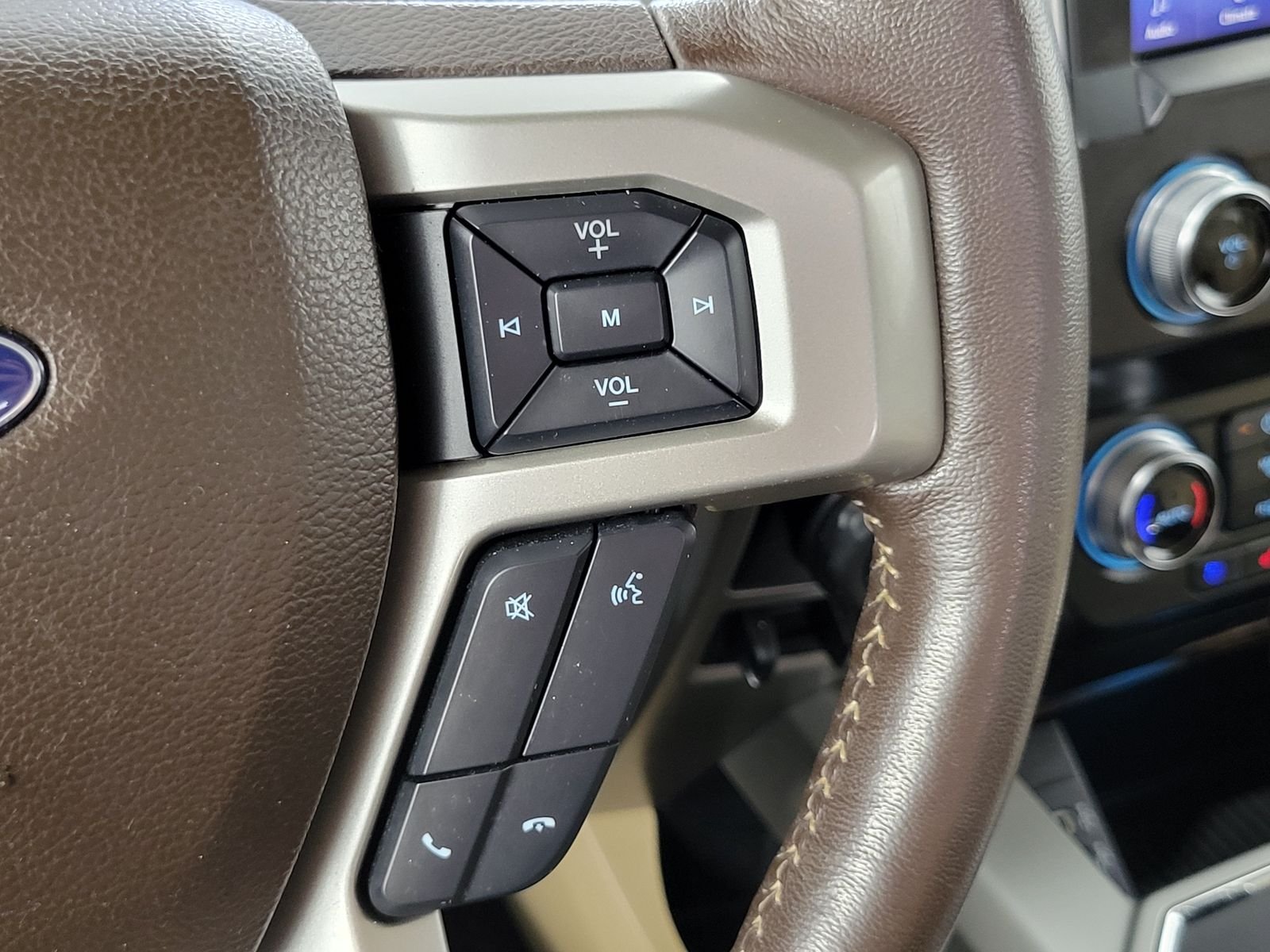 Certified Used 2020 White Ford Lariat image 15