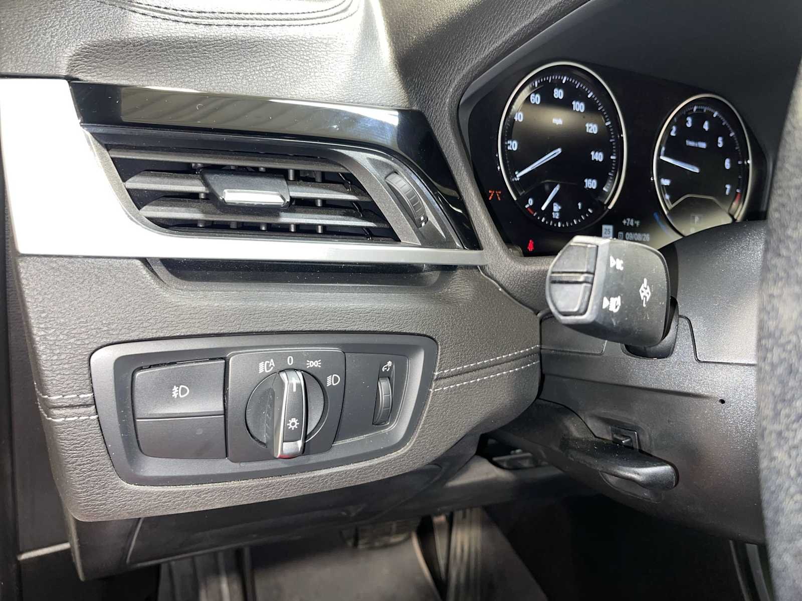 Used 2020 Alpine White BMW xDrive28i image 24