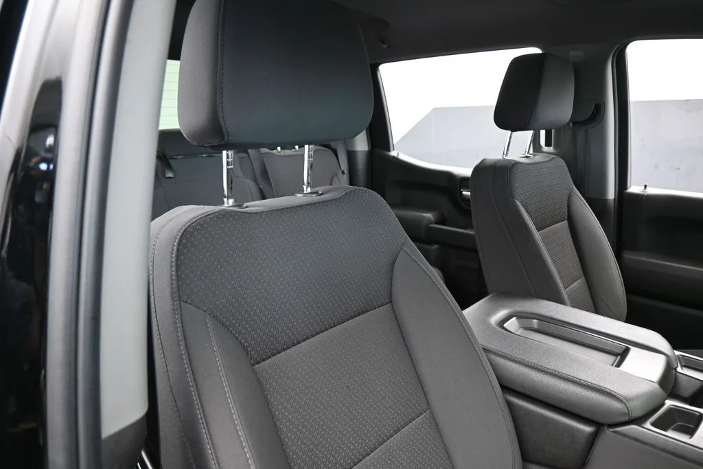 Used 2021 Black Chevrolet Custom image 35