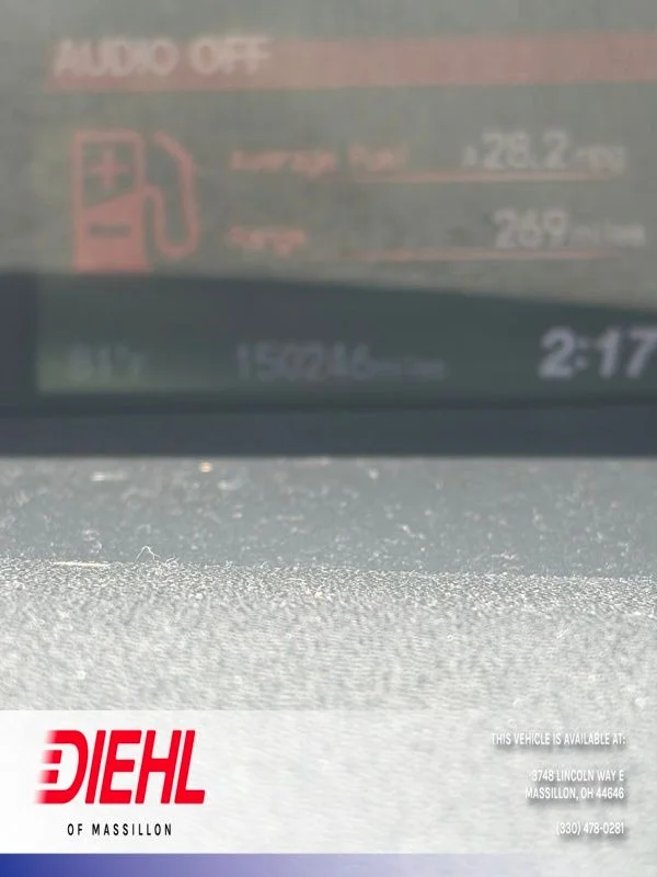 Used 2015  Honda LX image 1