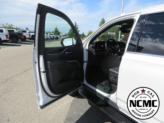Used 2023 White Cadillac Premium Luxury image 14