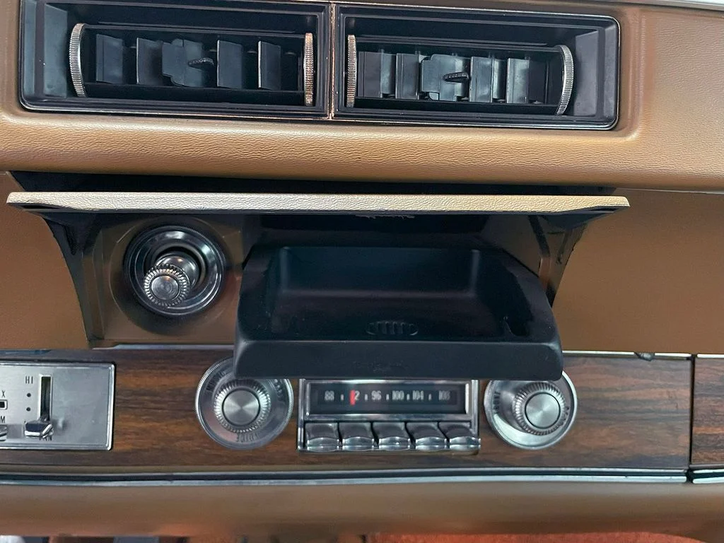 Used 1972  Oldsmobile  image 65