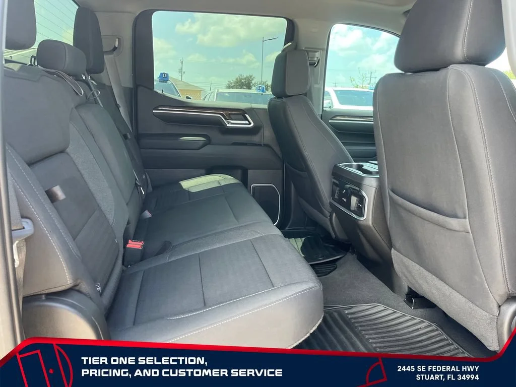 Certified Used 2022 ONYX BLACK GMC Elevation image 17