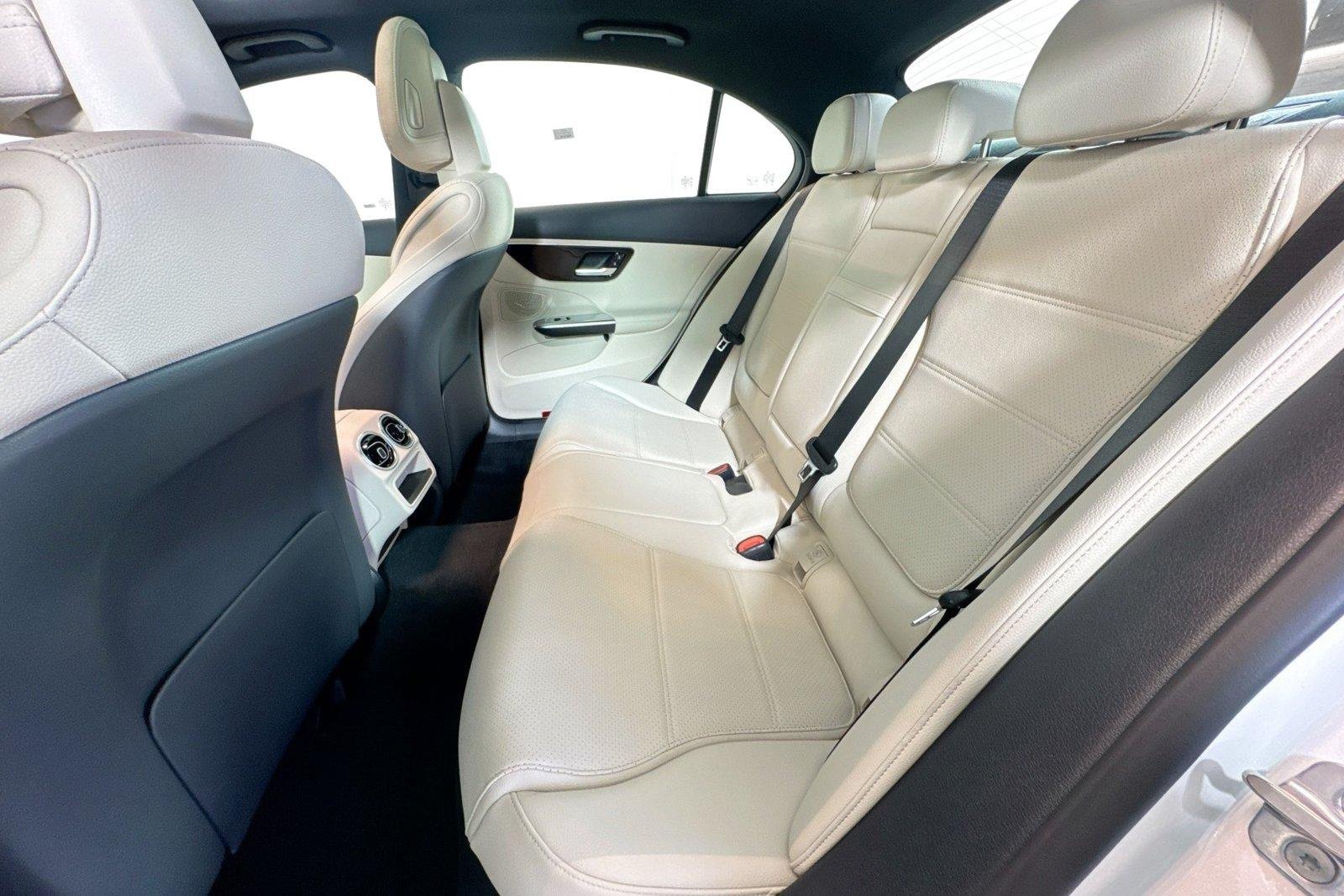 New 2026 Polar White Mercedes-Benz C 300 image 22
