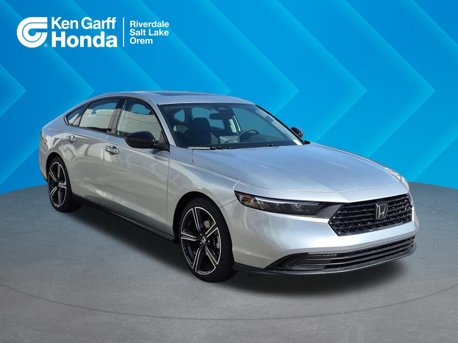 New 2026 Solar Silver Metallic Honda SE image 1