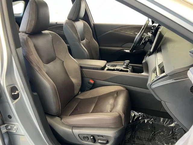 Certified Used 2025 Iridium Lexus 450h+ Luxury image 52