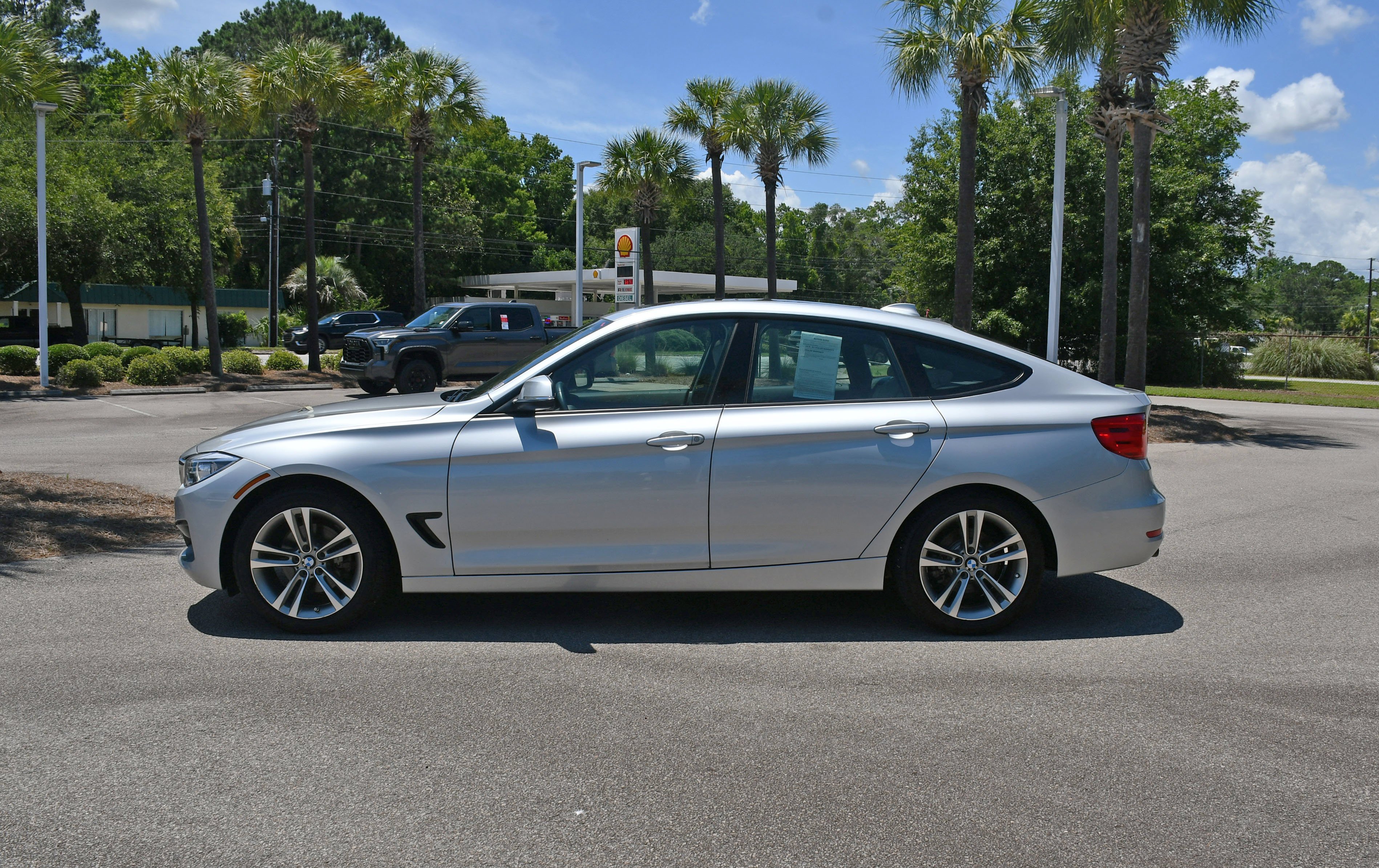 Used 2016 Silver BMW 328i xDrive Gran Turismo image 5