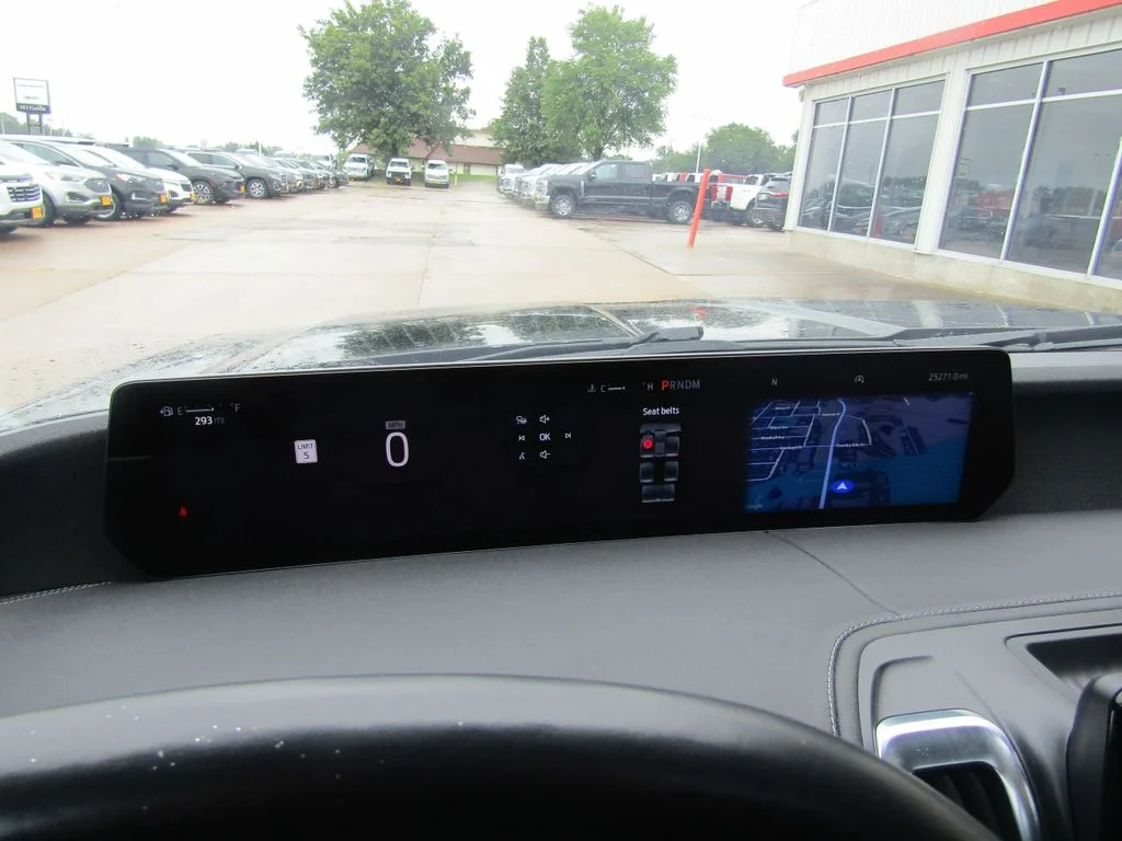 Used 2025 Black Ford Platinum image 29