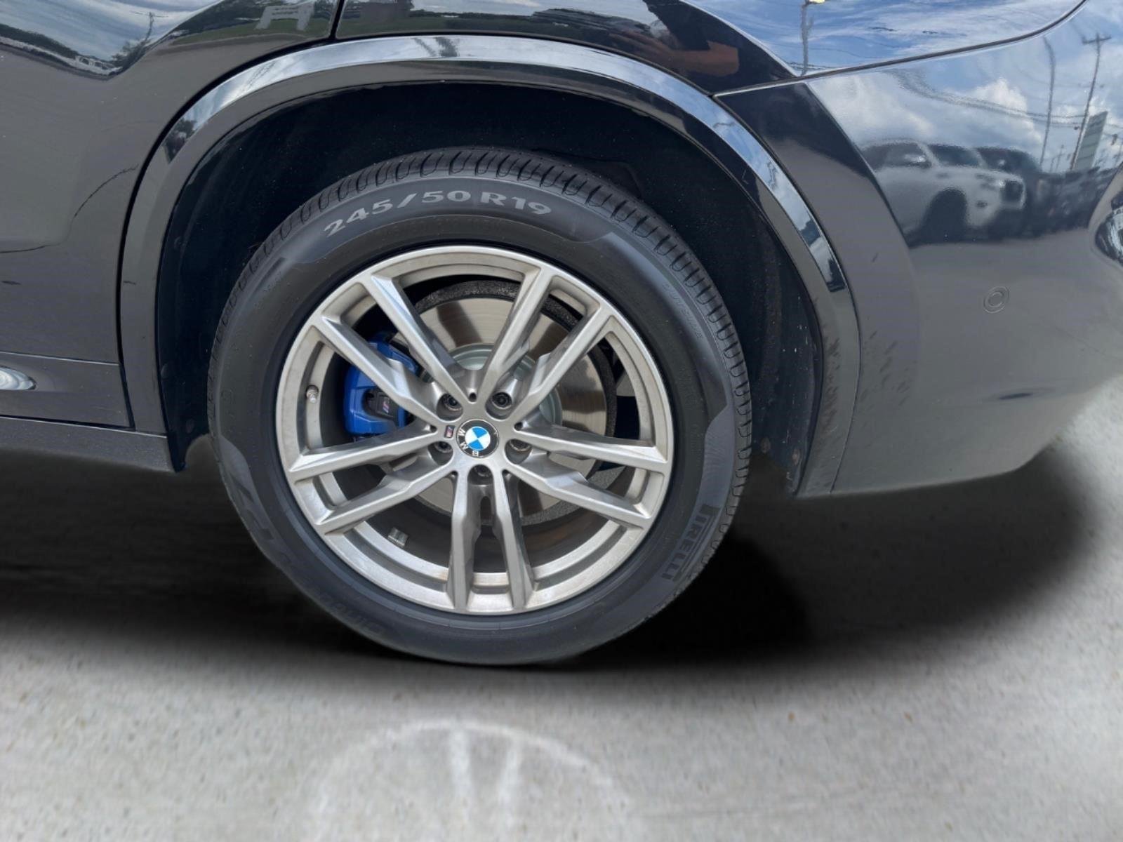 Used 2019 Black Sapphire Metallic BMW M40i image 5