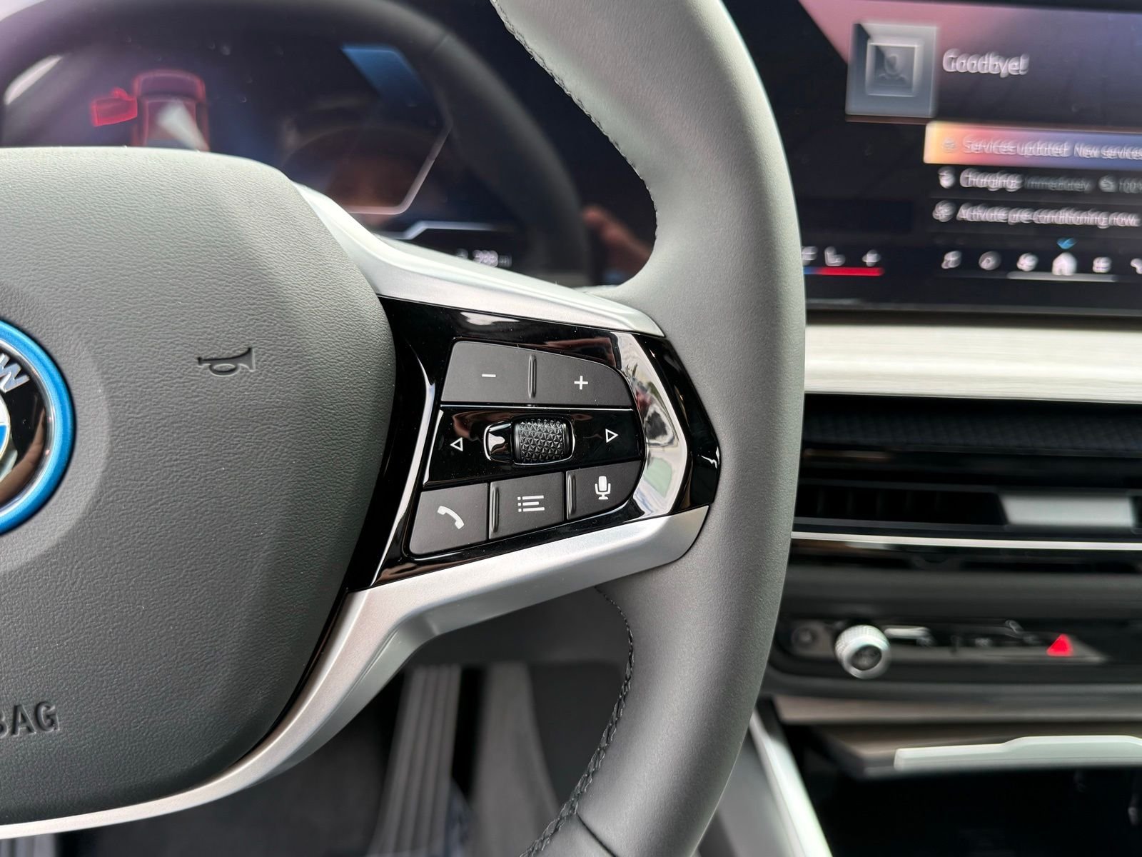 2026 BMW i4 40 - Photo 26