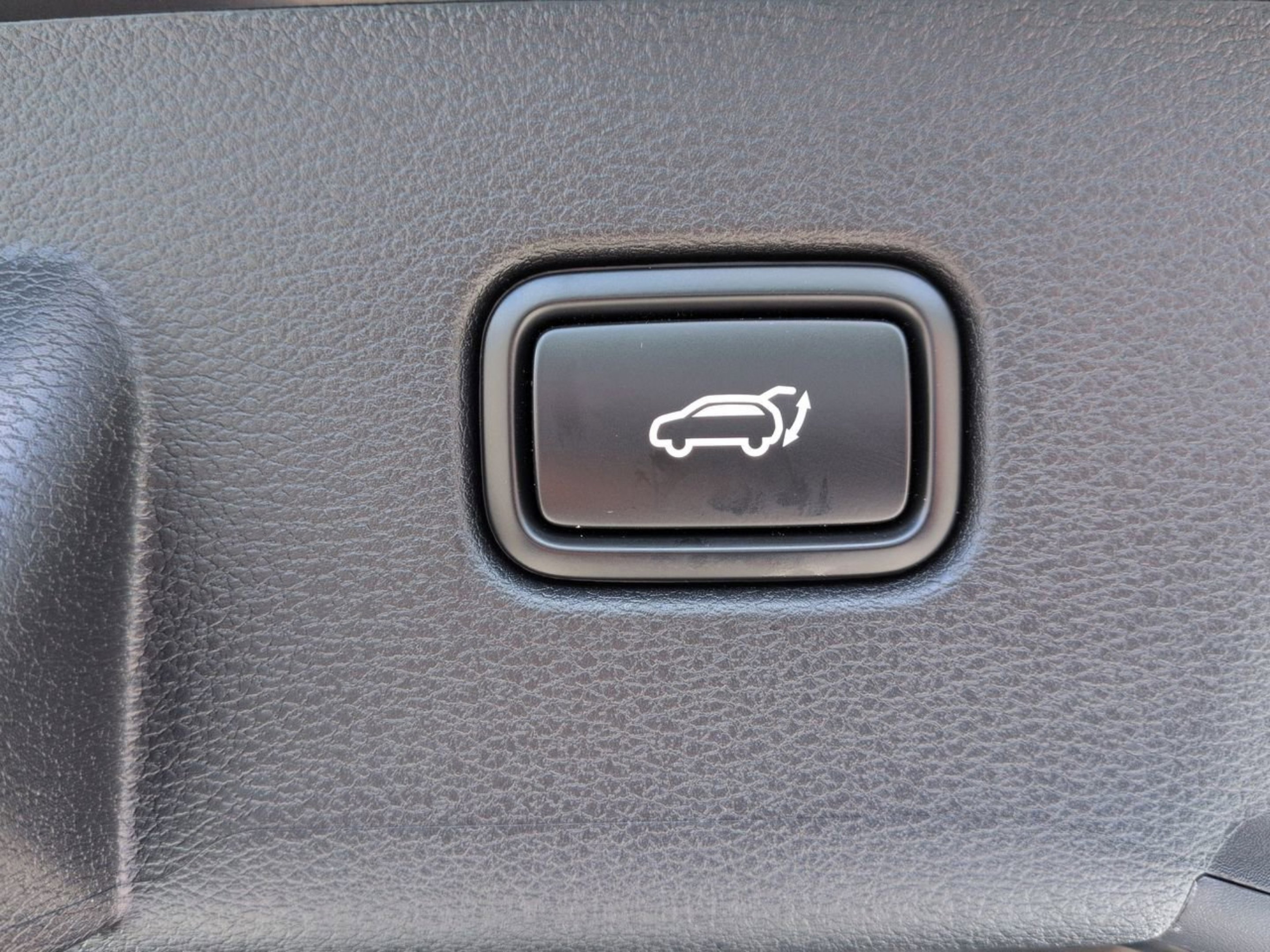 New 2026 Ebony Black Kia EX image 17