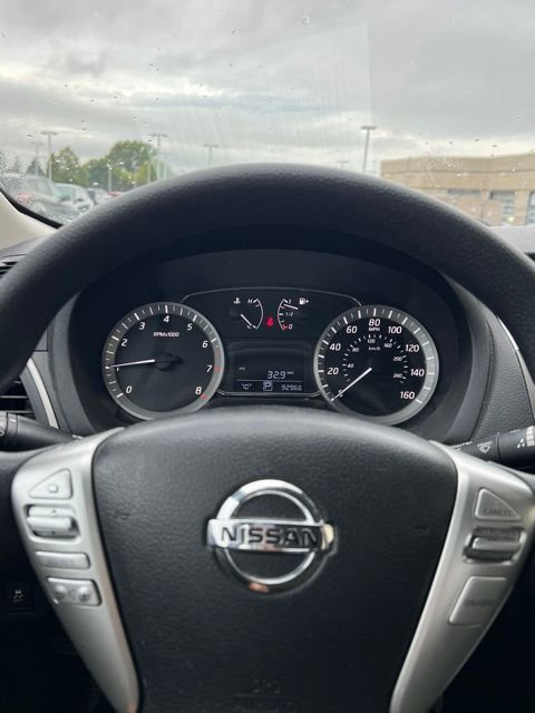 Used 2014 Gray Nissan SV image 6