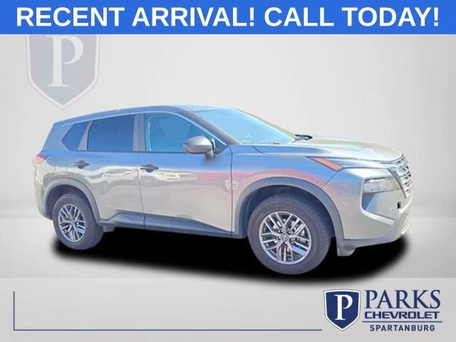2024 Nissan Rogue S FWD's photo