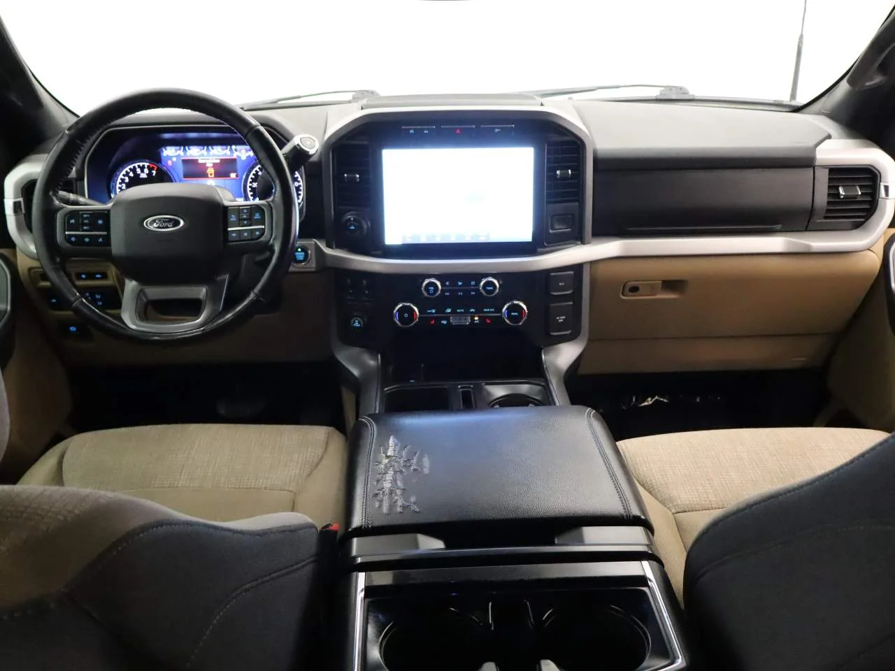 Used 2022 Oxford White Ford XLT Crew Cab image 16