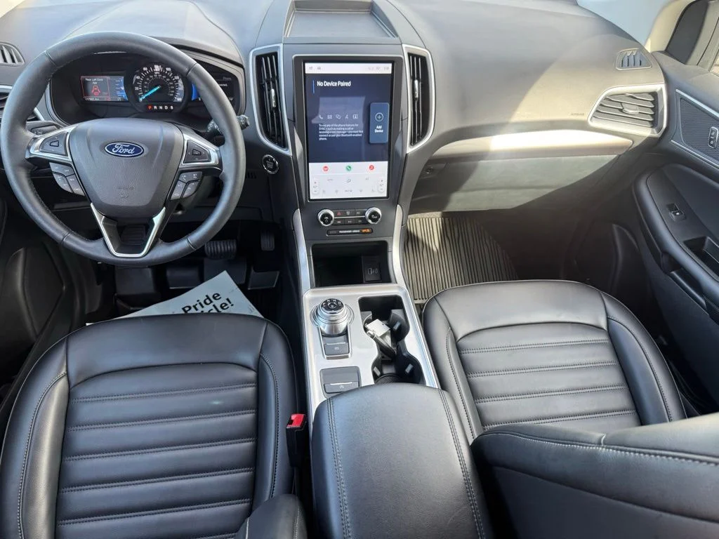 Used 2023 Silver Ford SEL image 43