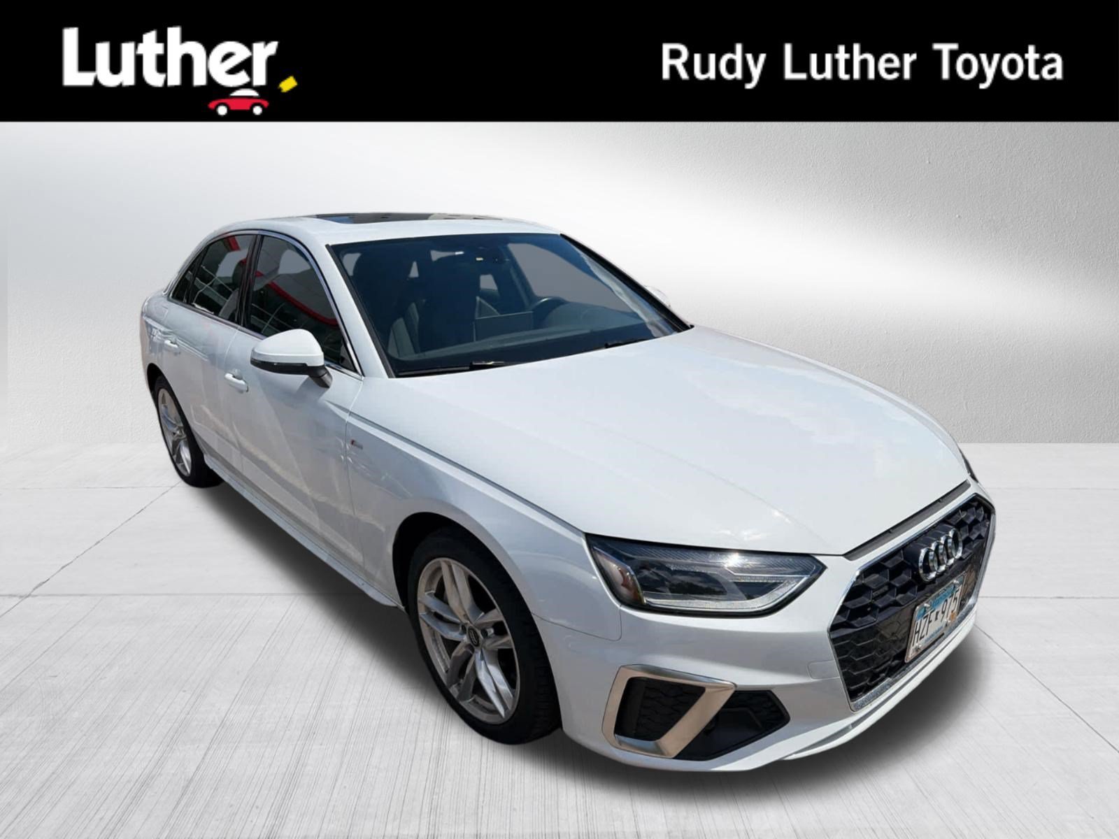 2020 Audi A4 45 quattro S tronic Premium's photo