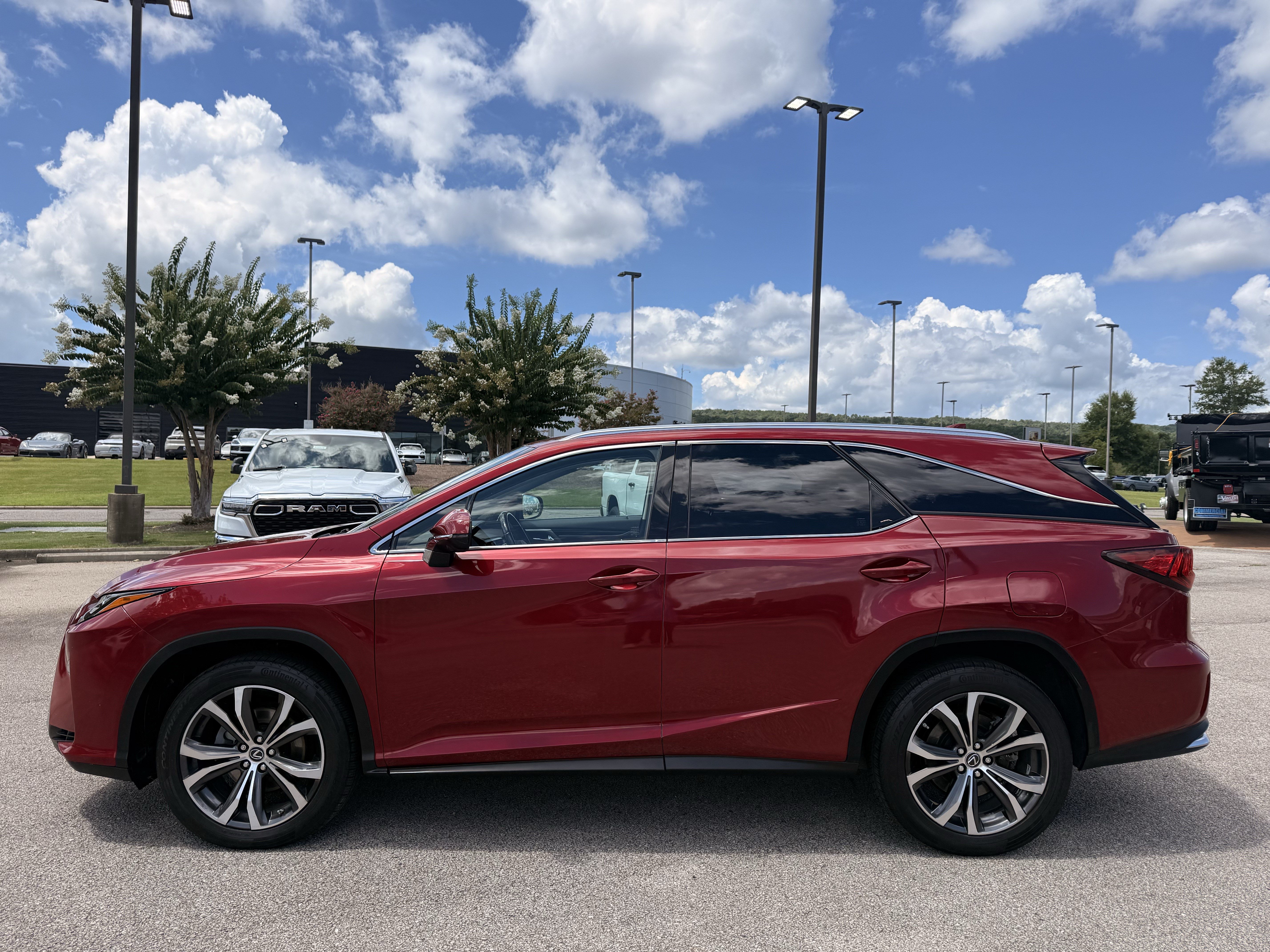Used 2018 Red Lexus RX 350L Luxury image 4