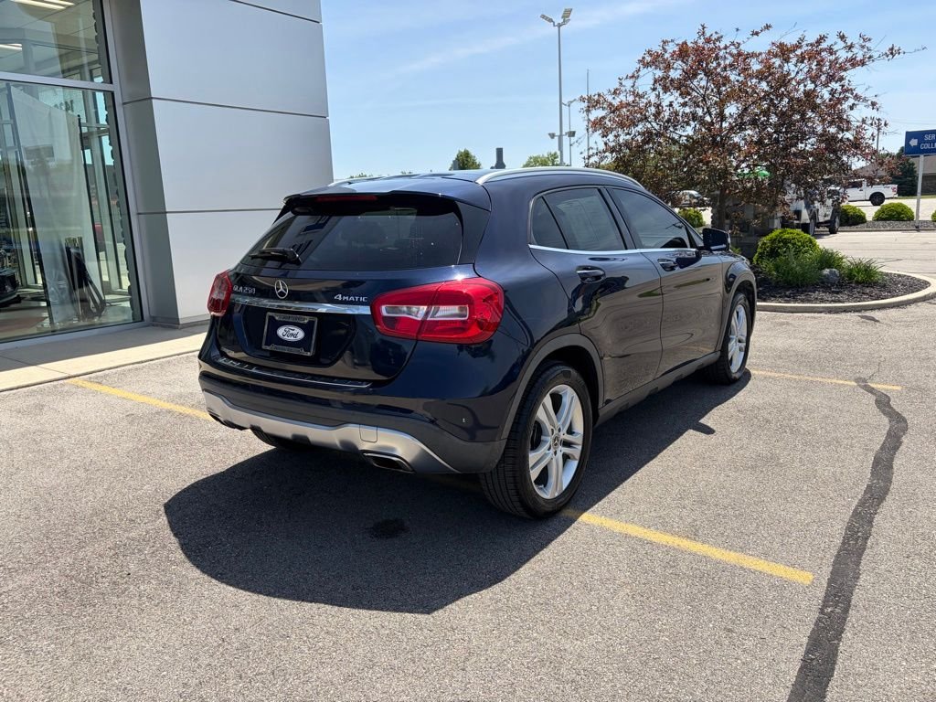 Used 2018 Lunar Blue Metallic Mercedes-Benz GLA 250 image 35