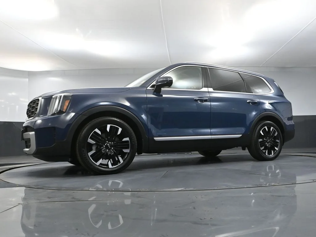 Used 2023 Blue Kia SX-Prestige image 54