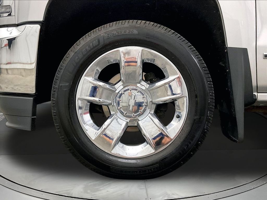 Used 2018 Silver Chevrolet LTZ image 12