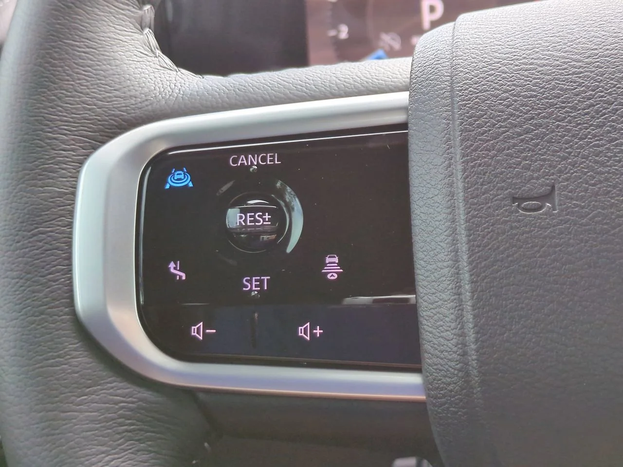 2026 Nissan Armada SL - Photo 25